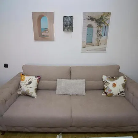 Summer House With Heated Swimming Pool *