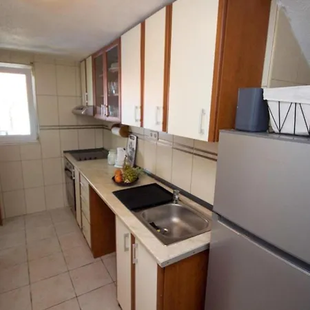 Summer House With Heated Swimming Pool