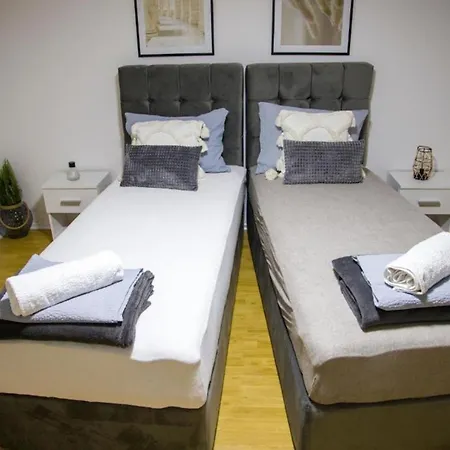 Summer House With Heated Swimming Pool