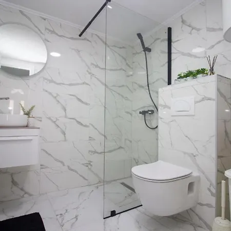 Summer House With Heated Swimming Pool Mostar